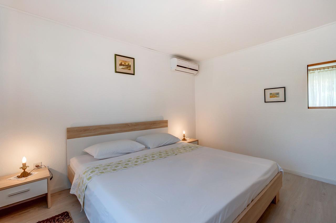 Apartments Ivna Veli Lošinj Eksteriør bilde
