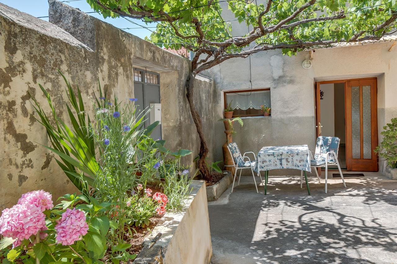 Apartments Ivna Veli Lošinj Eksteriør bilde