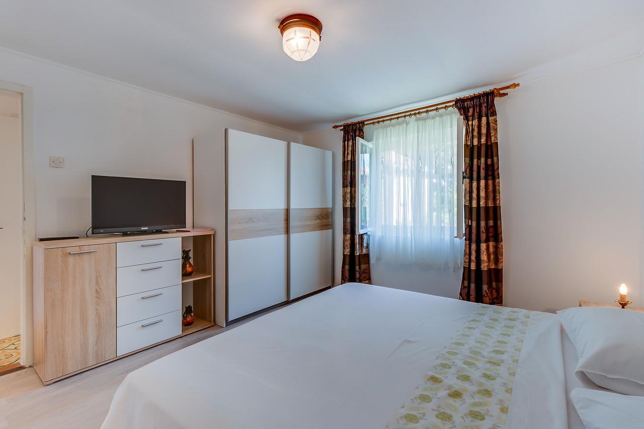 Apartments Ivna Veli Lošinj Eksteriør bilde