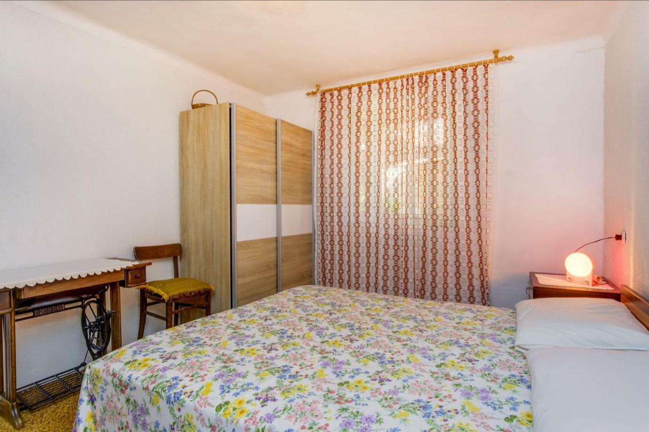 Apartments Ivna Veli Lošinj Eksteriør bilde